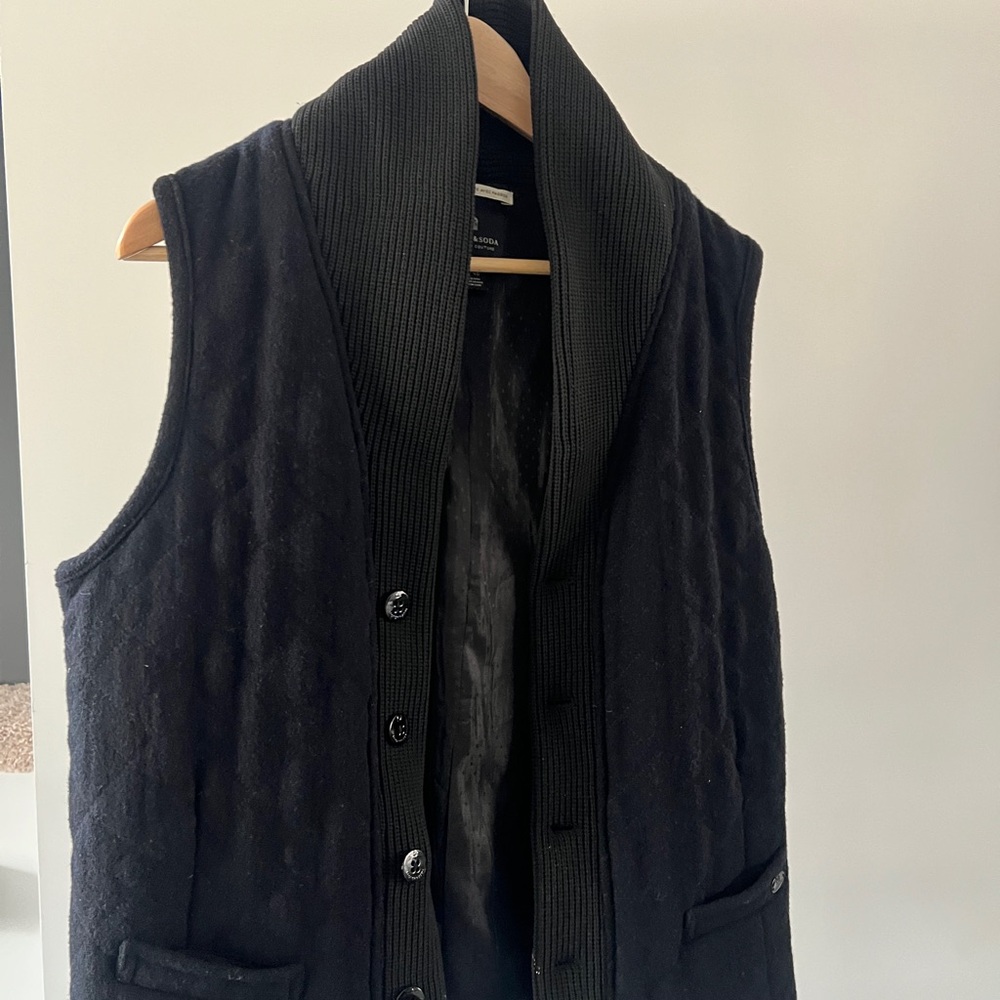 Men's Black Quilted Vest